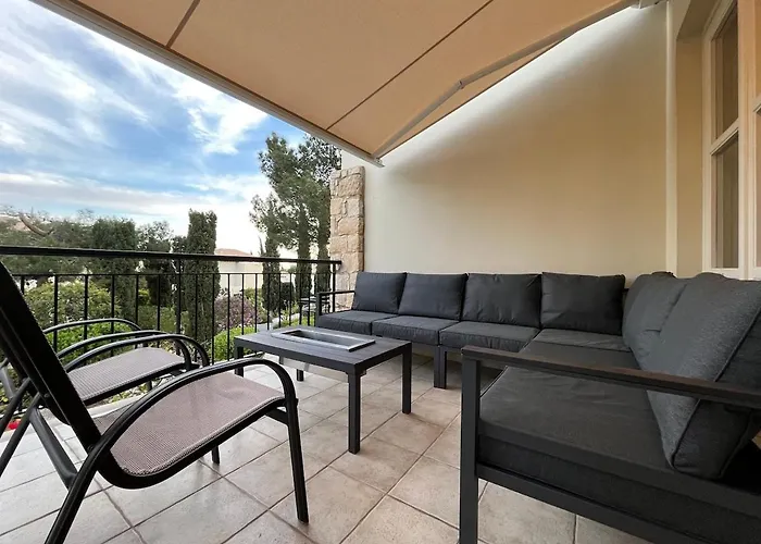 Дом отдыха Aphrodite Hills *